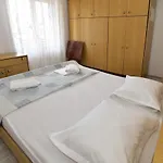 Dobrinic Makarska