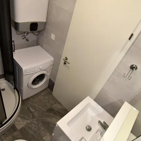 Dobrinic Apartman *