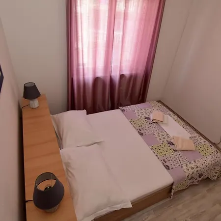 Dobrinic * מאקרסקה